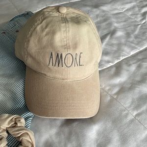 NWOT: tan Rae Dunn baseball hat 🧢